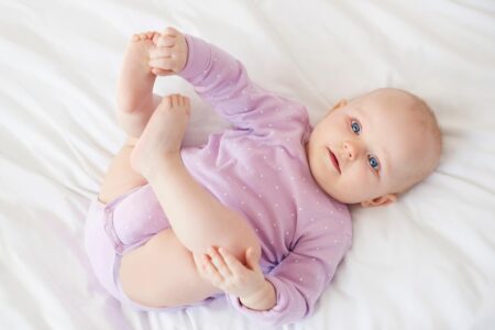 Cognitieve ontwikkeling baby volgens Piaget theorie