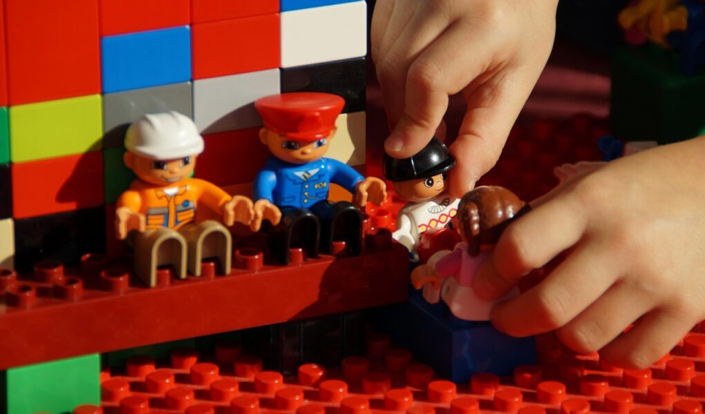 De rol van spel in de ontwikkeling van moreel redeneren